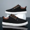 Paire de baskets en toile respirante classiques pour hommes