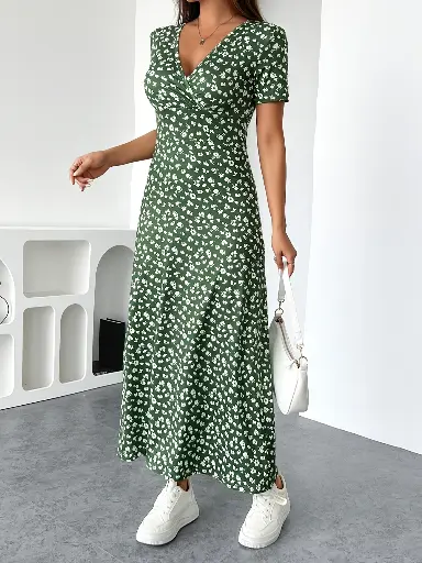 Robe en Tricot à Col V