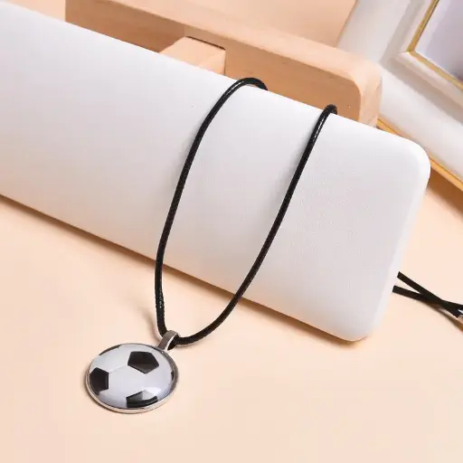 Chaîne de Pull Créative avec Pendentif