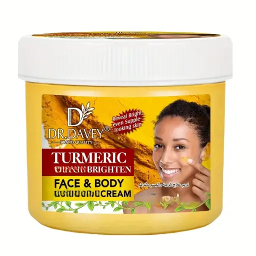 Crème Corporelle Éclaircissante et Hydratante à la Curcuma DR.DAVEY 300ml pour Tous Types de Peau Clair Beige